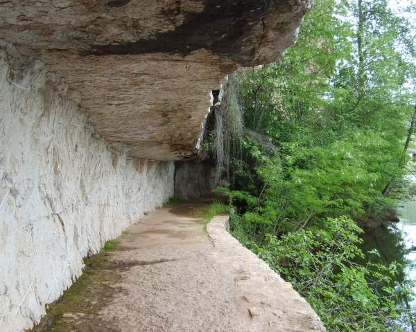 Treidelpfad am Lot bei Bouzies